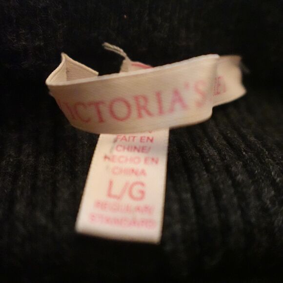 Urban Outfitters Truly Madly Deeply Black Smocked Peplum Off Shoulder Top Medium - Picture 5 of 7